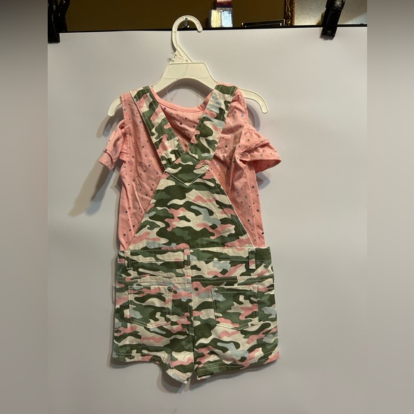 Overall set camouflaged colors pink with green and white pink heart in middle - Picture 4 of 4